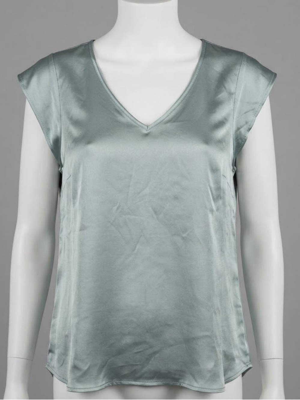 Mélissa Nepton Luvita Sage Green Silky V-Neck Short Sleeve Top XL